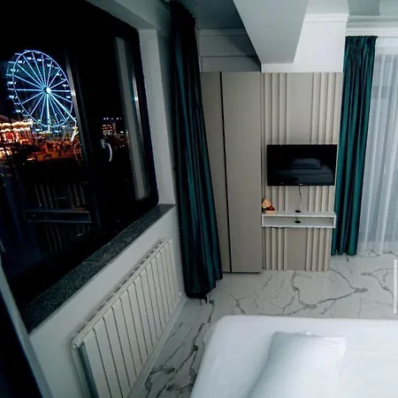 Rm.riviera1 Апартаменты Нэводари